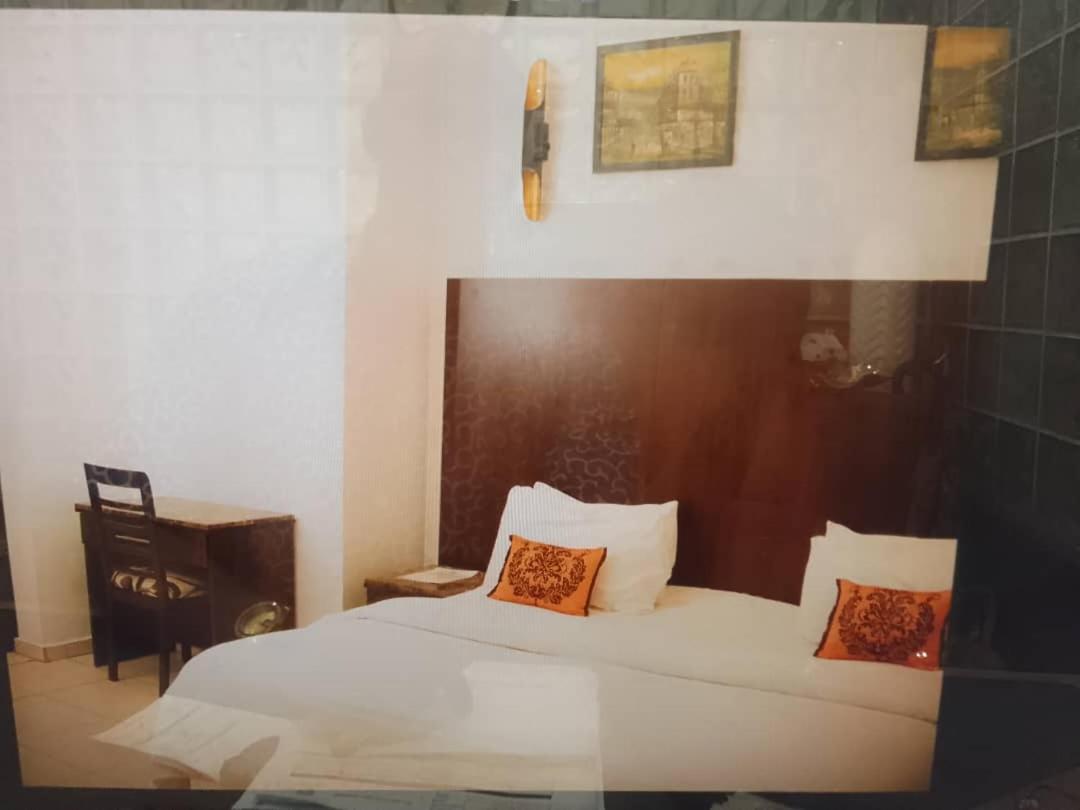 Diamond Lane Hotel Abuja Dış mekan fotoğraf